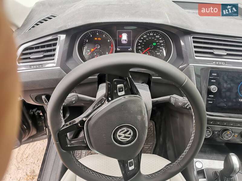 Позашляховик / Кросовер Volkswagen Tiguan 2021 в Києві