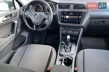 Внедорожник / Кроссовер Volkswagen Tiguan 2019 в 