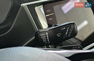 Позашляховик / Кросовер Volkswagen Tiguan 2020 в 
