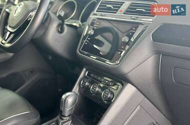 Позашляховик / Кросовер Volkswagen Tiguan 2020 в 
