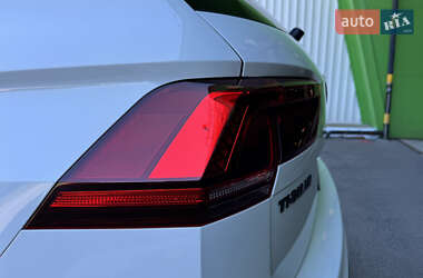 Внедорожник / Кроссовер Volkswagen Tiguan 2020 в 