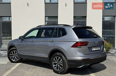 Внедорожник / Кроссовер Volkswagen Tiguan 2019 в 