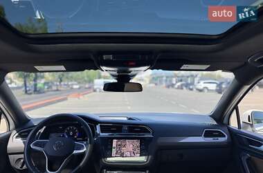 Внедорожник / Кроссовер Volkswagen Tiguan 2022 в 