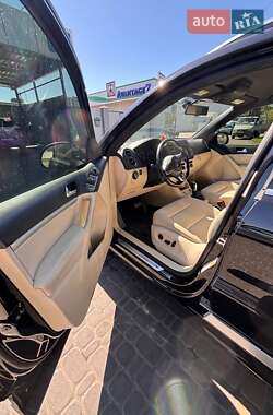 Внедорожник / Кроссовер Volkswagen Tiguan 2015 в 