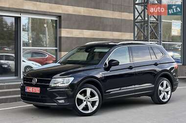 Внедорожник / Кроссовер Volkswagen Tiguan 2019 в Тернополе