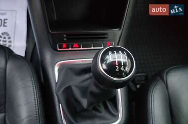 Позашляховик / Кросовер Volkswagen Tiguan 2010 в 