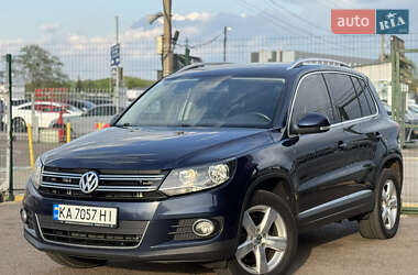 Внедорожник / Кроссовер Volkswagen Tiguan 2015 в Киеве