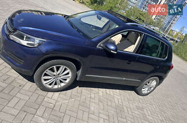 Внедорожник / Кроссовер Volkswagen Tiguan 2012 в Днепре