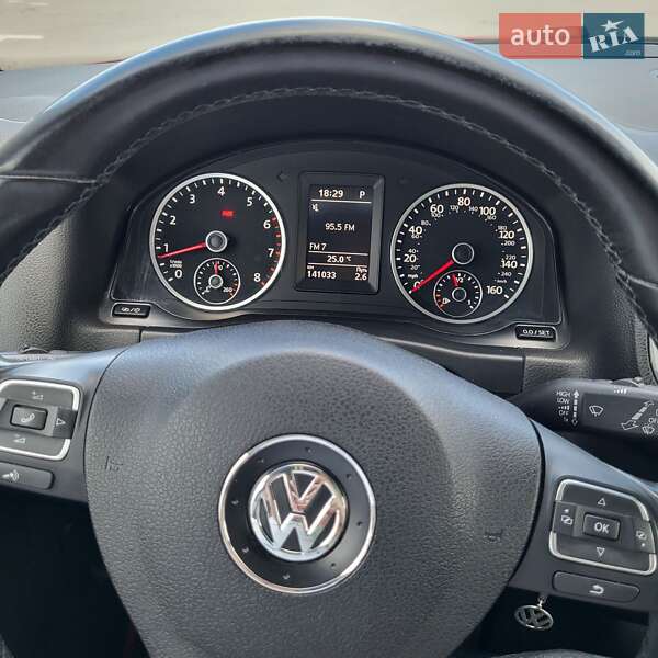 Внедорожник / Кроссовер Volkswagen Tiguan 2015 в Ивано-Франковске