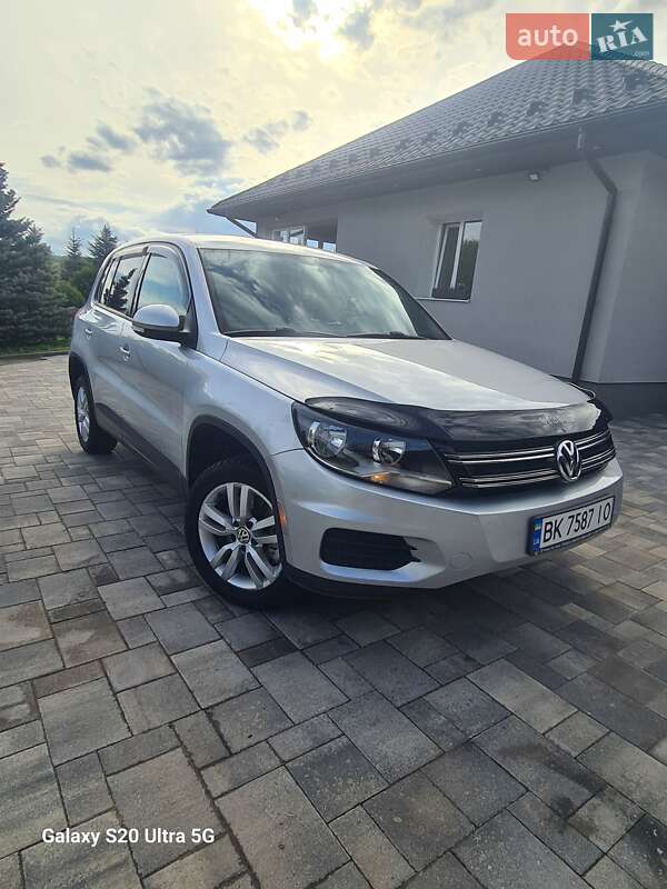 Внедорожник / Кроссовер Volkswagen Tiguan 2013 в Ровно фото 2 Внедорожник / Кроссовер Volkswagen Tiguan 2013 в Ровно