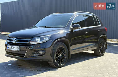 Позашляховик / Кросовер Volkswagen Tiguan 2015 в Полтаві