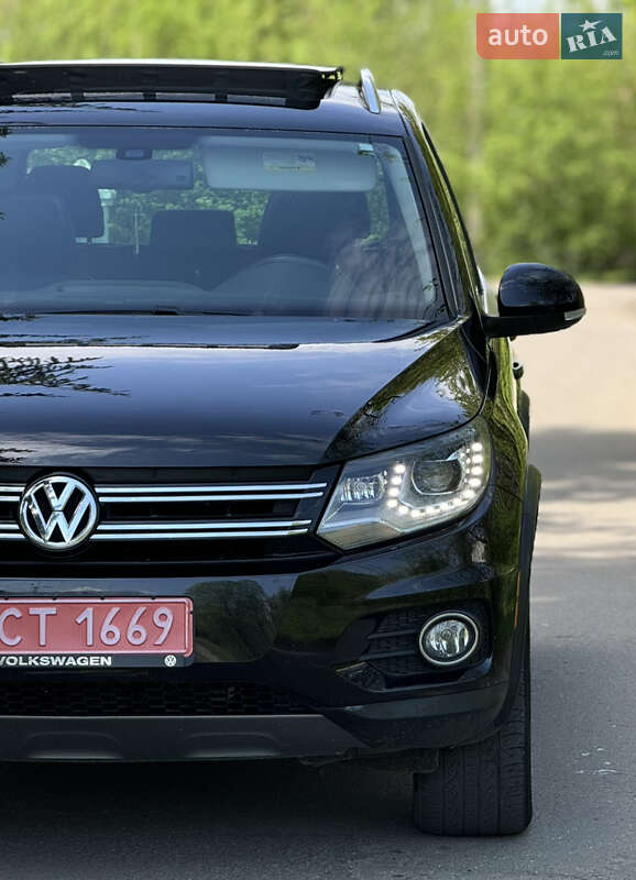 Внедорожник / Кроссовер Volkswagen Tiguan 2017 в Киеве