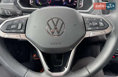 Позашляховик / Кросовер Volkswagen Tiguan 2024 в 