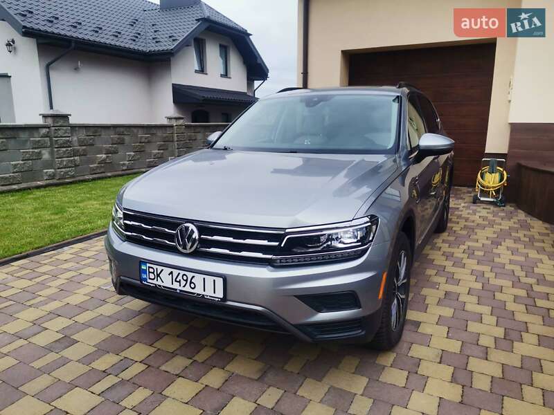 Внедорожник / Кроссовер Volkswagen Tiguan 2020 в Ровно