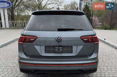 Позашляховик / Кросовер Volkswagen Tiguan 2023 в 