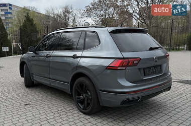 Позашляховик / Кросовер Volkswagen Tiguan 2023 в 