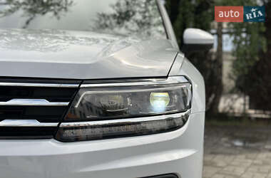 Позашляховик / Кросовер Volkswagen Tiguan 2018 в 