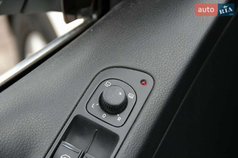 Позашляховик / Кросовер Volkswagen Tiguan 2010 в Сарнах