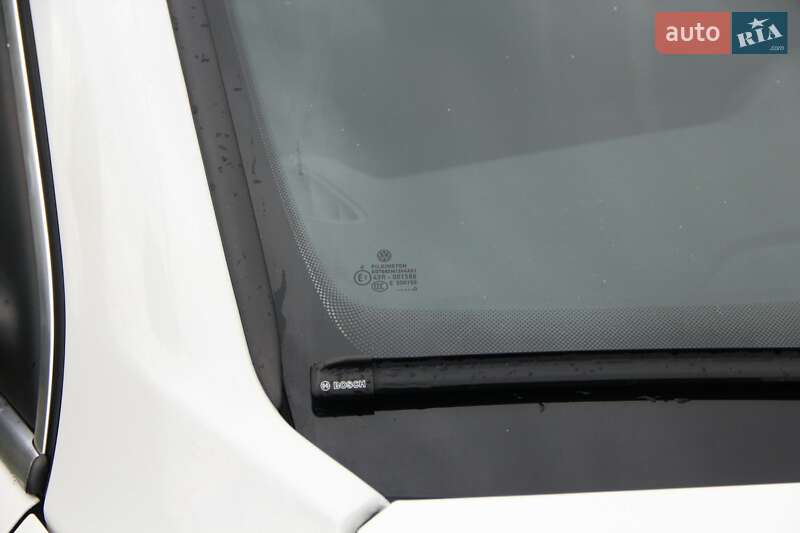 Позашляховик / Кросовер Volkswagen Tiguan 2010 в Сарнах