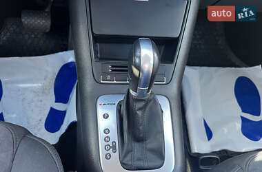 Позашляховик / Кросовер Volkswagen Tiguan 2016 в 