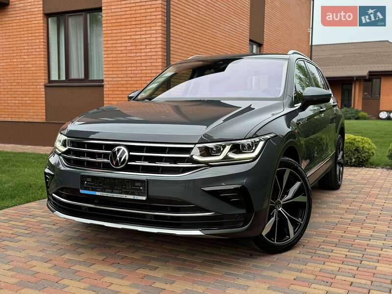 Позашляховик / Кросовер Volkswagen Tiguan 2021 в Києві