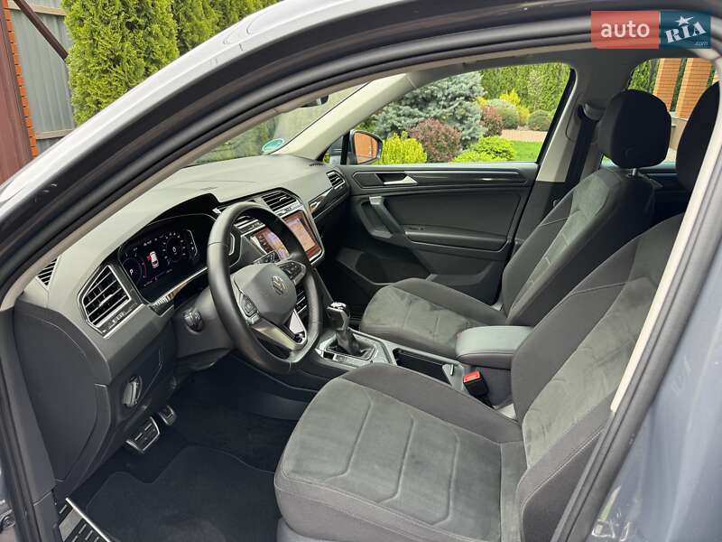 Позашляховик / Кросовер Volkswagen Tiguan 2021 в Києві