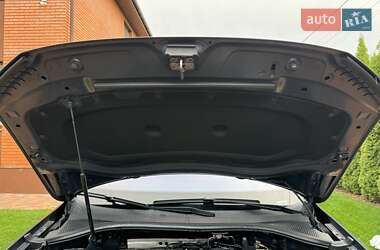 Внедорожник / Кроссовер Volkswagen Tiguan 2021 в 
