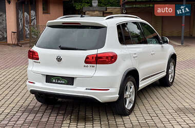 Позашляховик / Кросовер Volkswagen Tiguan 2015 в 