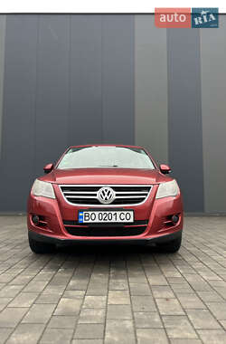 Внедорожник / Кроссовер Volkswagen Tiguan 2010 в Хмельницком