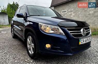 Внедорожник / Кроссовер Volkswagen Tiguan 2009 в Виннице