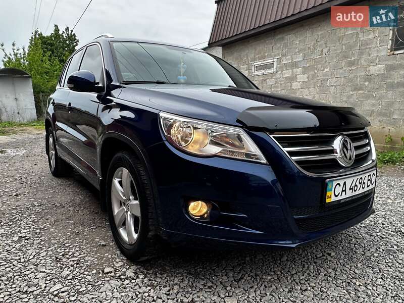 Внедорожник / Кроссовер Volkswagen Tiguan 2009 в Виннице