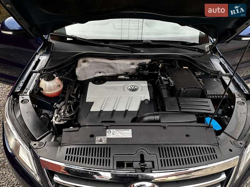 Внедорожник / Кроссовер Volkswagen Tiguan 2009 в Виннице