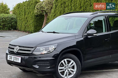 Внедорожник / Кроссовер Volkswagen Tiguan 2017 в 