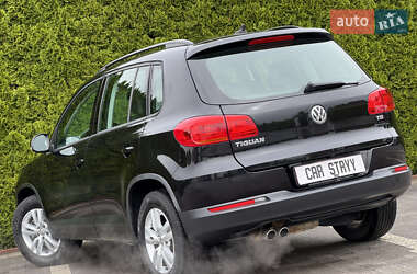 Внедорожник / Кроссовер Volkswagen Tiguan 2017 в 