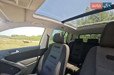 Позашляховик / Кросовер Volkswagen Tiguan 2008 в 