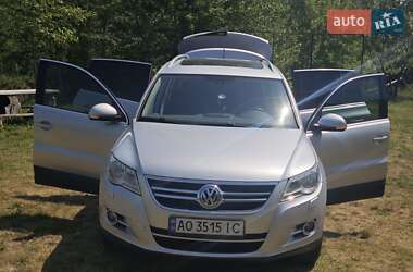 Позашляховик / Кросовер Volkswagen Tiguan 2008 в 