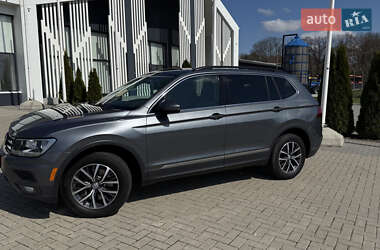 Внедорожник / Кроссовер Volkswagen Tiguan 2017 в Полтаве