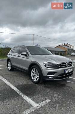 Позашляховик / Кросовер Volkswagen Tiguan 2019 в 