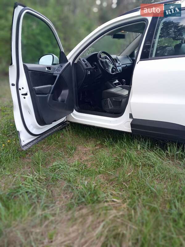 Внедорожник / Кроссовер Volkswagen Tiguan 2016 в Киеве фото 23 Внедорожник / Кроссовер Volkswagen Tiguan 2016 в Киеве