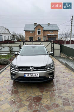 Внедорожник / Кроссовер Volkswagen Tiguan 2018 в Тернополе