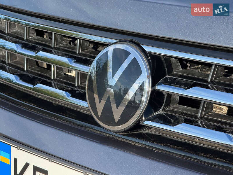 Позашляховик / Кросовер Volkswagen Tiguan 2018 в Кривому Розі