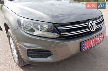 Внедорожник / Кроссовер Volkswagen Tiguan 2015 в Никополе