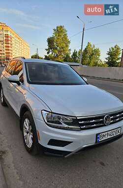 Позашляховик / Кросовер Volkswagen Tiguan 2018 в Сумах