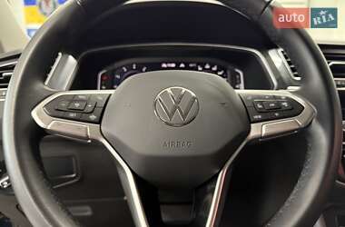 Позашляховик / Кросовер Volkswagen Tiguan 2021 в 