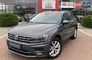Внедорожник / Кроссовер Volkswagen Tiguan 2020 в Хмельницком