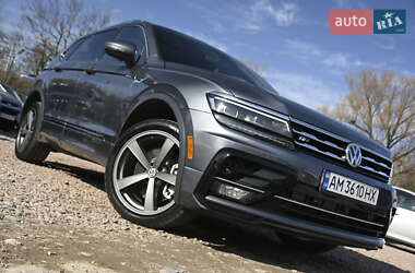 Внедорожник / Кроссовер Volkswagen Tiguan 2019 в 