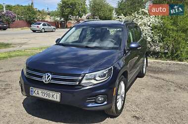 Внедорожник / Кроссовер Volkswagen Tiguan 2015 в Киеве
