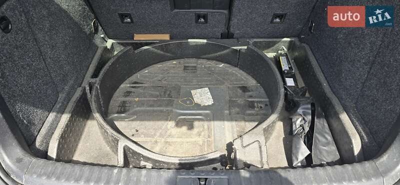 Внедорожник / Кроссовер Volkswagen Tiguan 2015 в Киеве