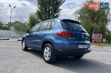 Внедорожник / Кроссовер Volkswagen Tiguan 2016 в 