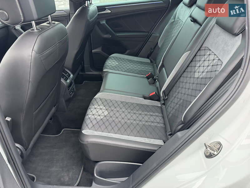 Позашляховик / Кросовер Volkswagen Tiguan 2023 в Києві